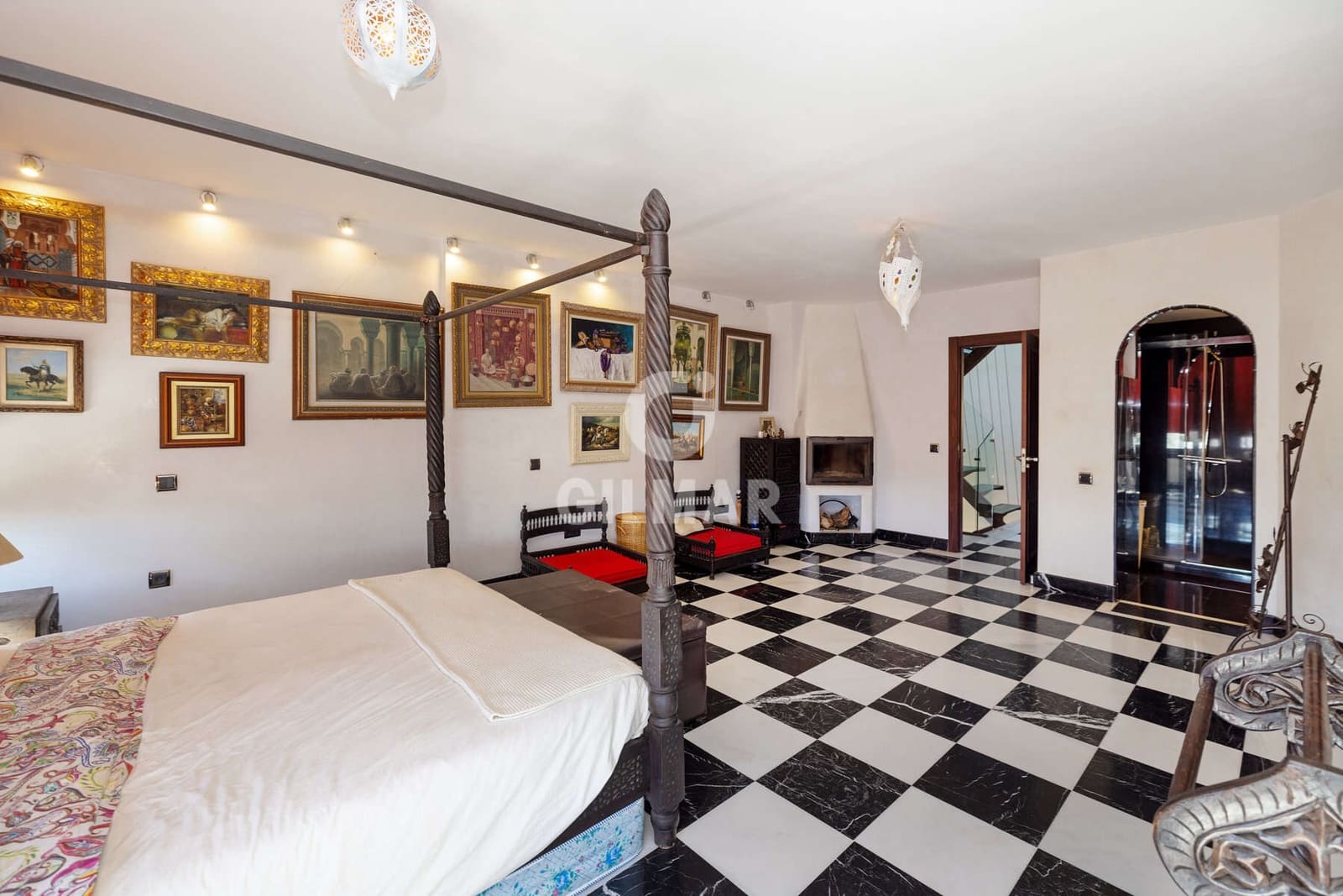 3 soverom Rekkehus til salgs i Estepona med garasje - € 530 000 (Ref: 9394070)