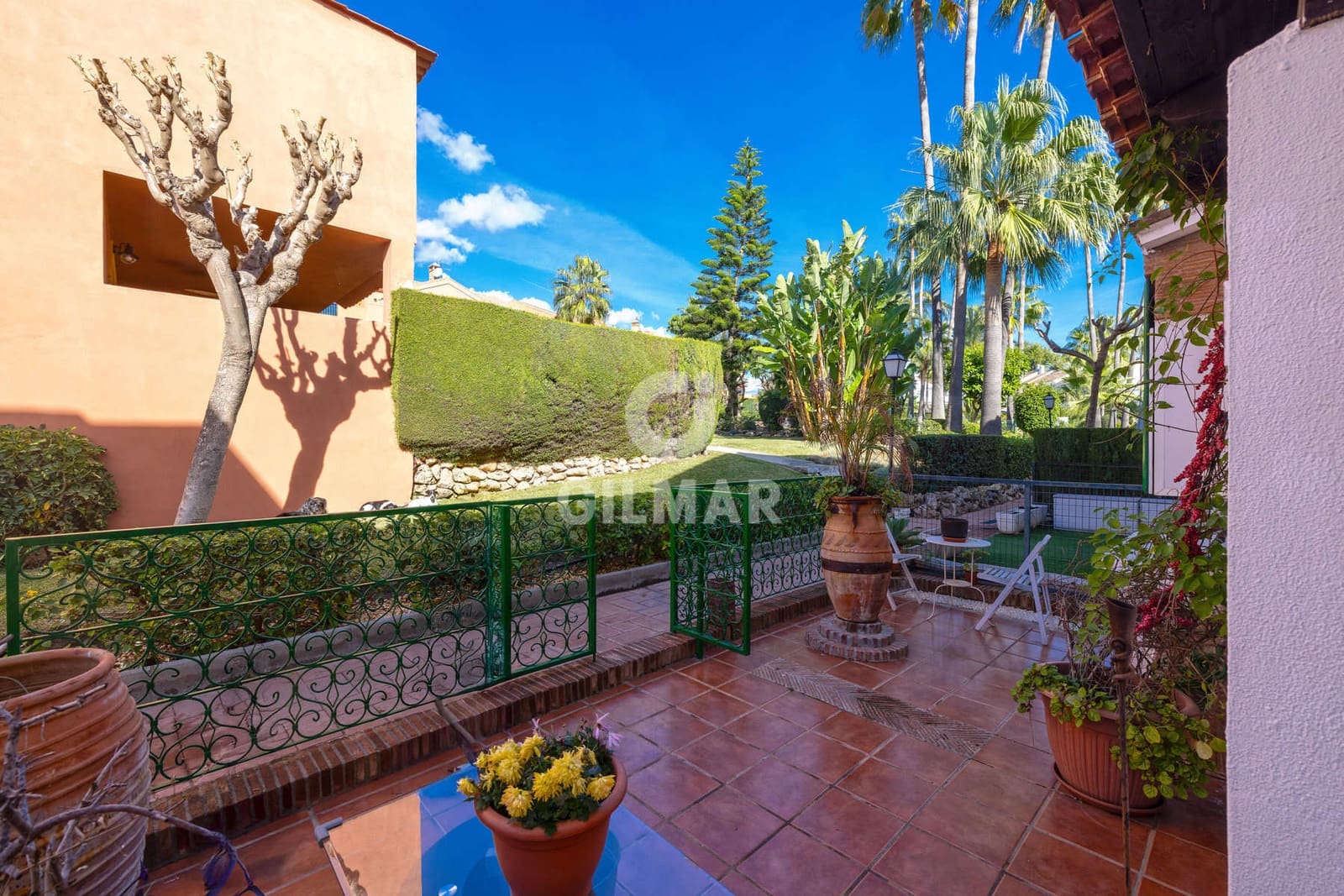 3 soverom Rekkehus til salgs i Estepona med garasje - € 530 000 (Ref: 9394070)