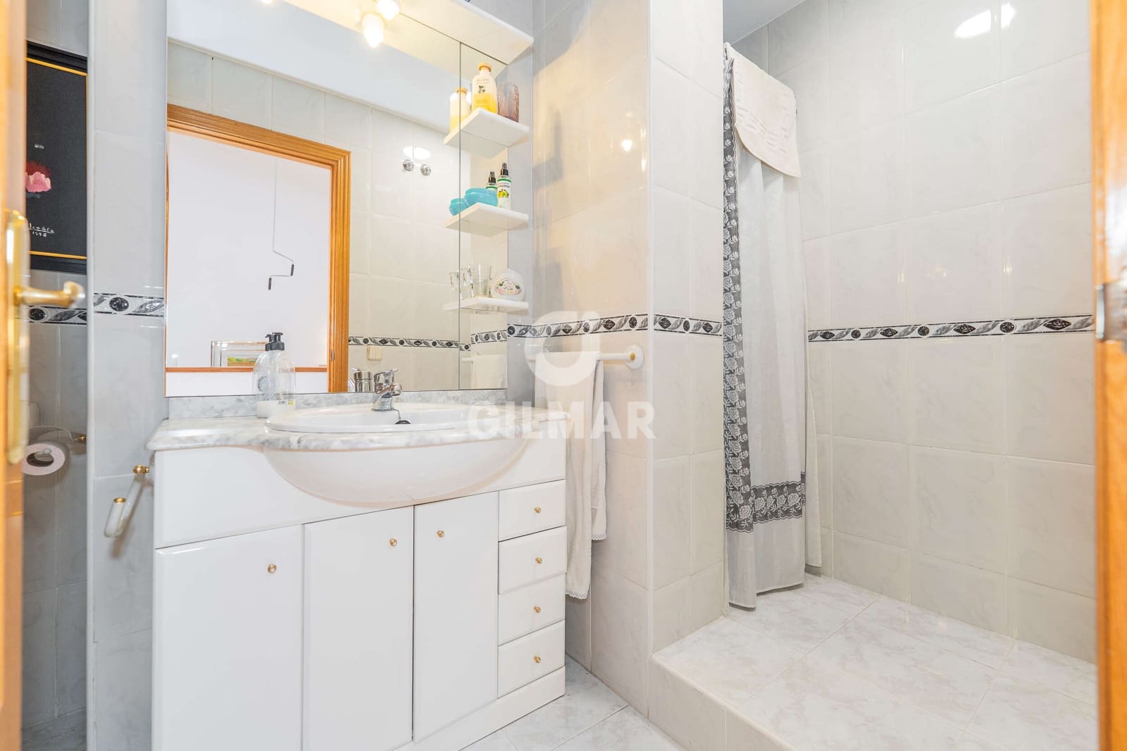 7 bedroom Terraced Villa for sale in Madrid city with pool garage - € 1,495,000 (Ref: 9395469)