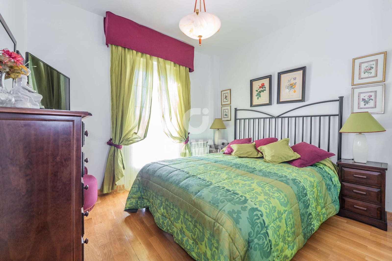 7 bedroom Terraced Villa for sale in Madrid city with pool garage - € 1,495,000 (Ref: 9395469)