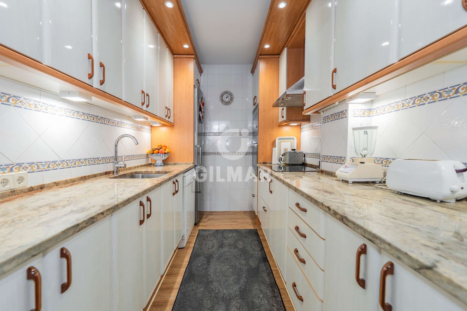 7 bedroom Terraced Villa for sale in Madrid city with pool garage - € 1,495,000 (Ref: 9395469)