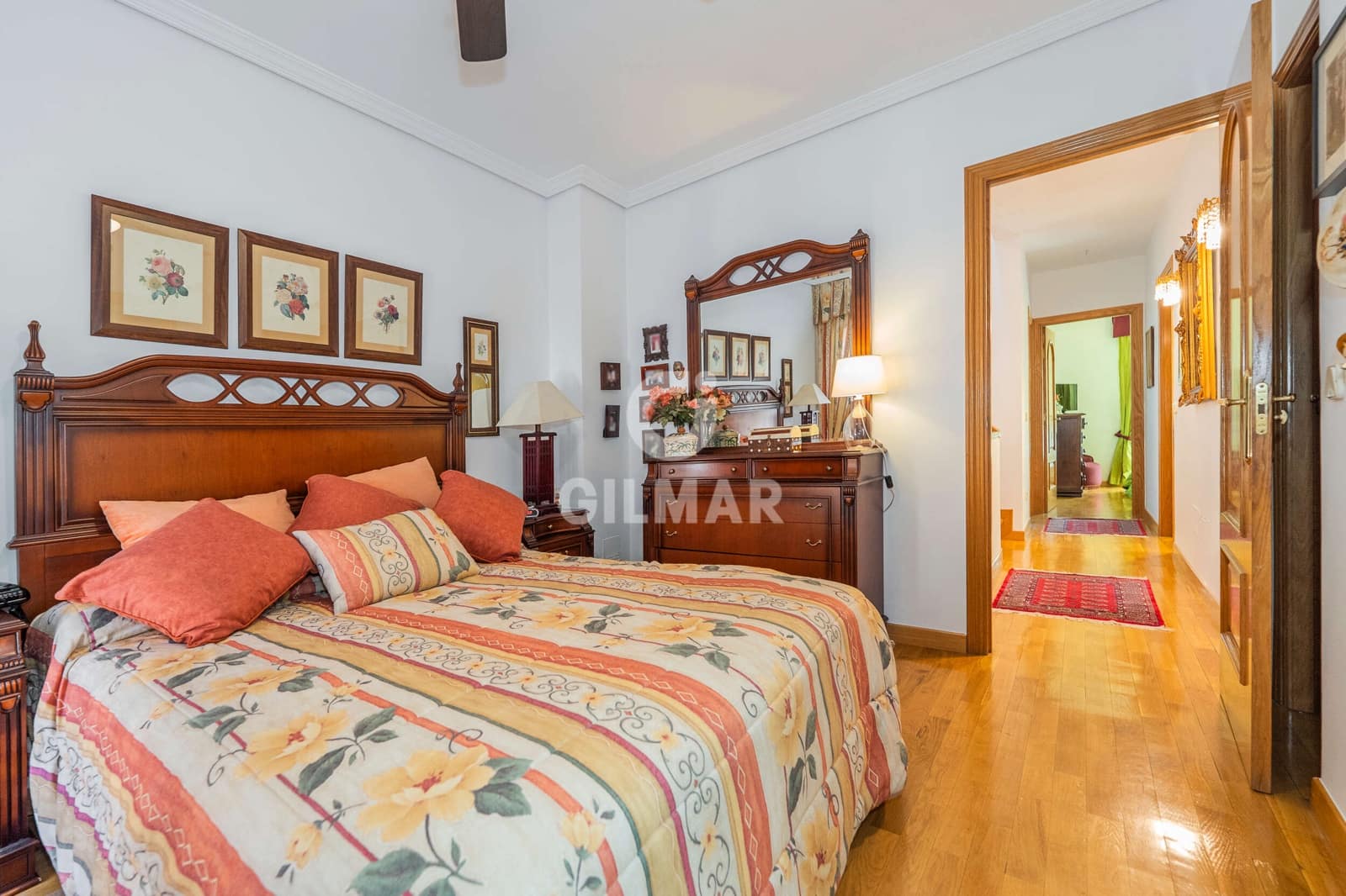 7 bedroom Terraced Villa for sale in Madrid city with pool garage - € 1,495,000 (Ref: 9395469)