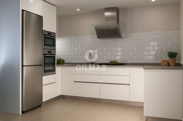 2 chambre Appartement à vendre à Centro ciudad, Fuengirola - 289 000 € (Ref: 9396765)