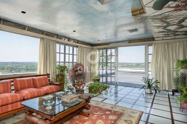 2 bedroom Flat for sale in Fuentelareina, Madrid city with pool - € 390,000 (Ref: 9397915)