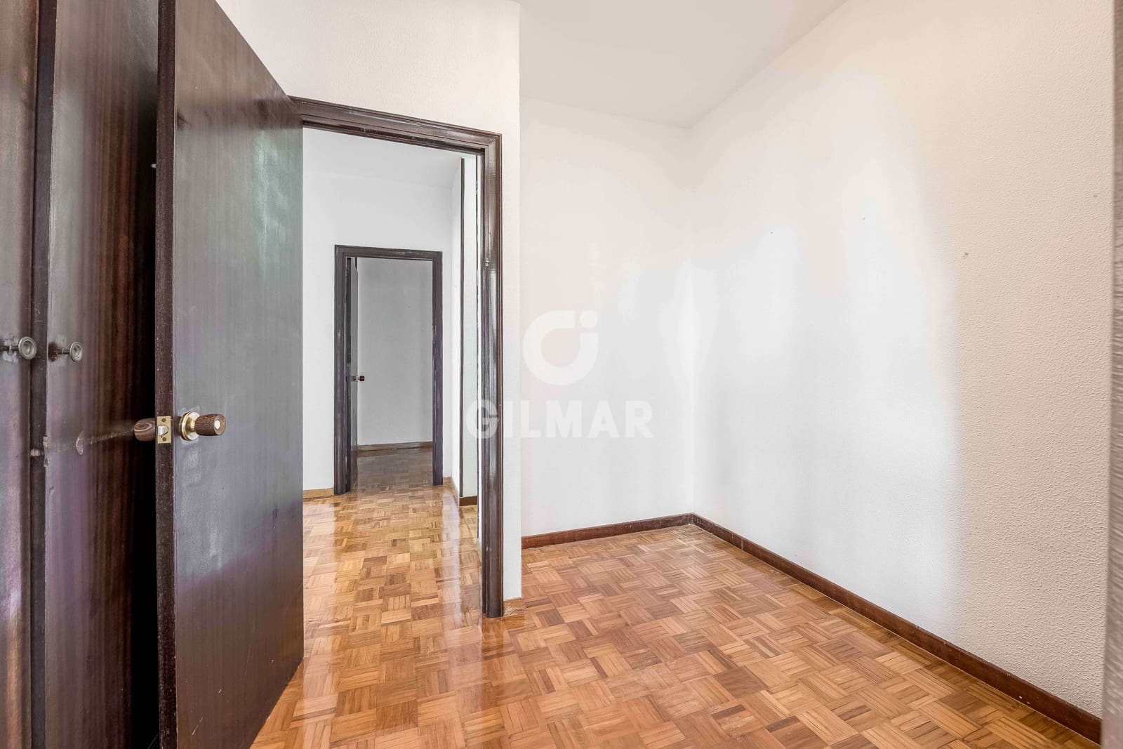 5 makuuhuone Asunto myytävänä paikassa Cadiz kaupunki mukana uima-altaan 
autotalli - 505 000 € (Ref: 9399849)