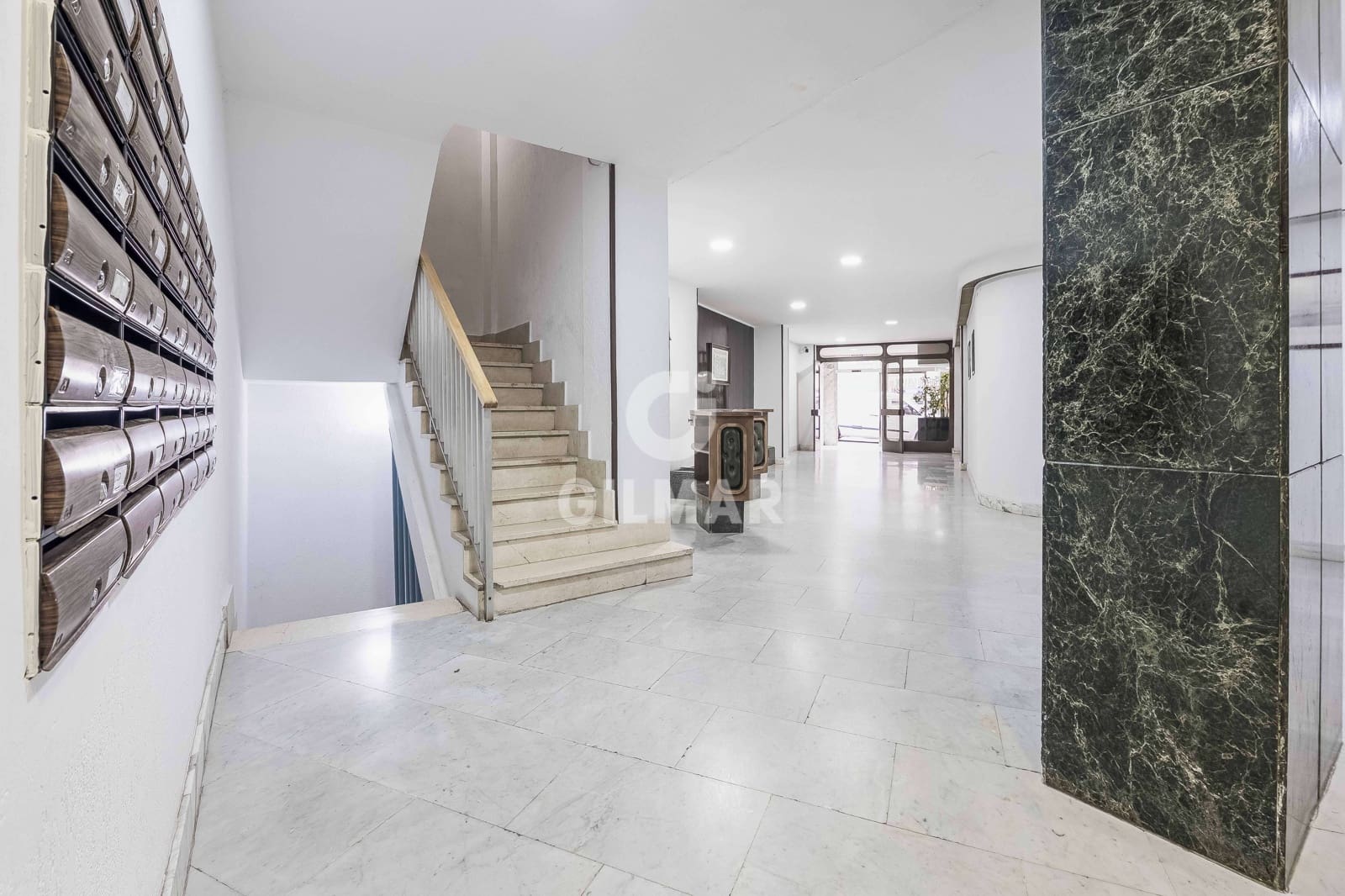 5 makuuhuone Asunto myytävänä paikassa Cadiz kaupunki mukana uima-altaan 
autotalli - 505 000 € (Ref: 9399849)