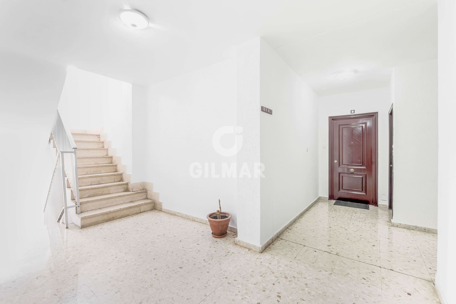 5 makuuhuone Asunto myytävänä paikassa Cadiz kaupunki mukana uima-altaan 
autotalli - 505 000 € (Ref: 9399849)