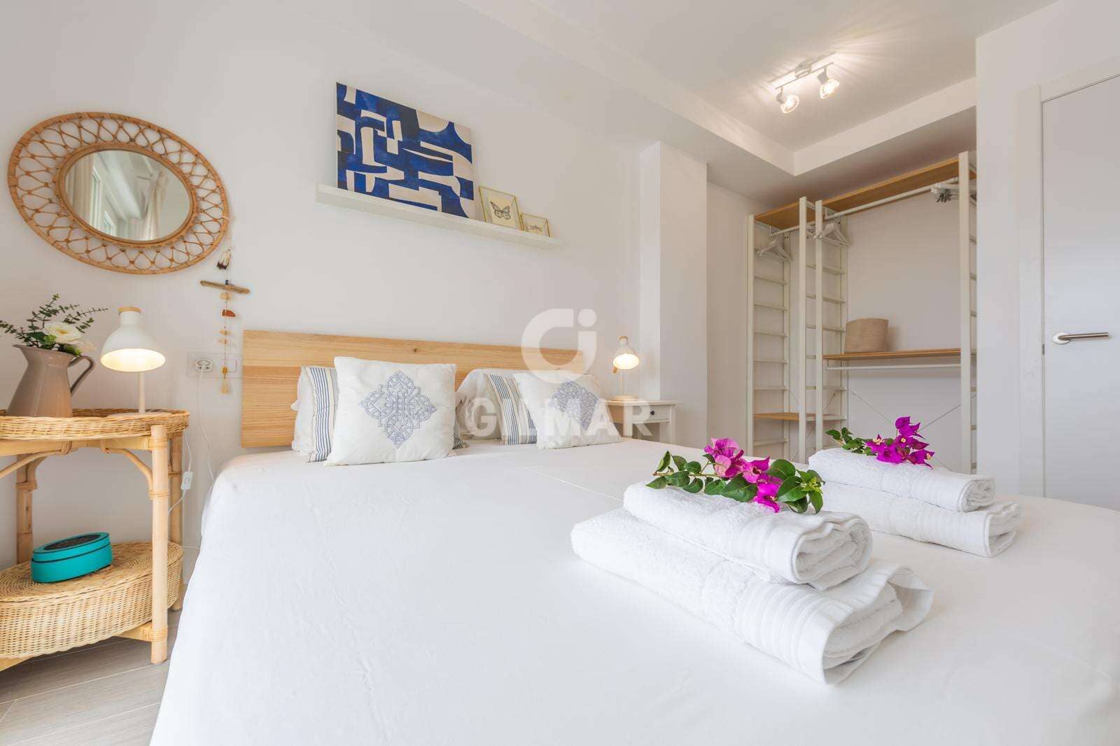 2 bedroom Flat for sale in Tarifa with pool garage - € 420,000 (Ref: 9399850)