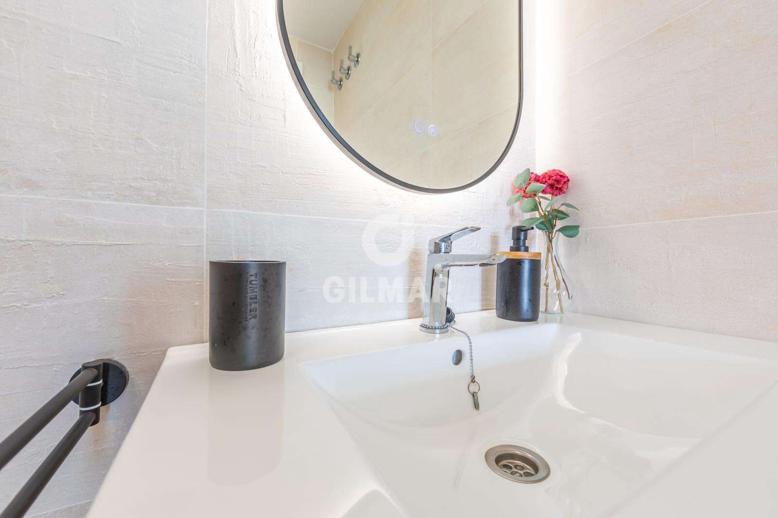 2 bedroom Flat for sale in Tarifa with pool garage - € 420,000 (Ref: 9399850)