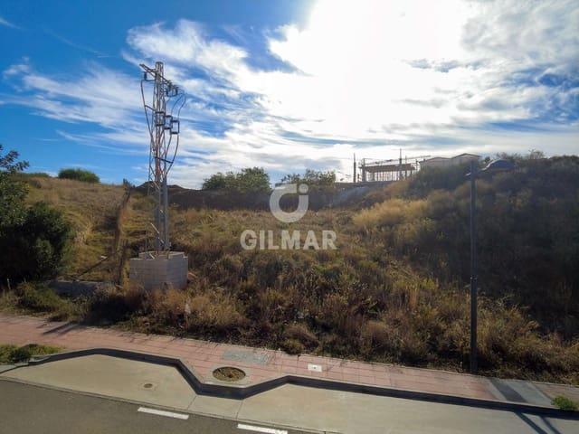 Building Plot for sale in Valle Romano Golf, Estepona - € 220,000 (Ref: 9401178)