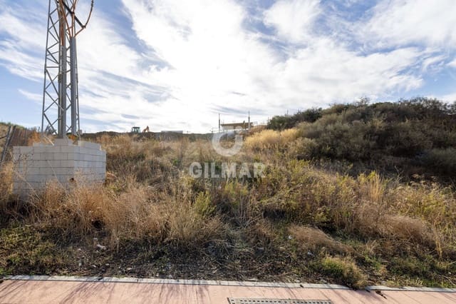 Building Plot for sale in Valle Romano Golf, Estepona - € 220,000 (Ref: 9401178)