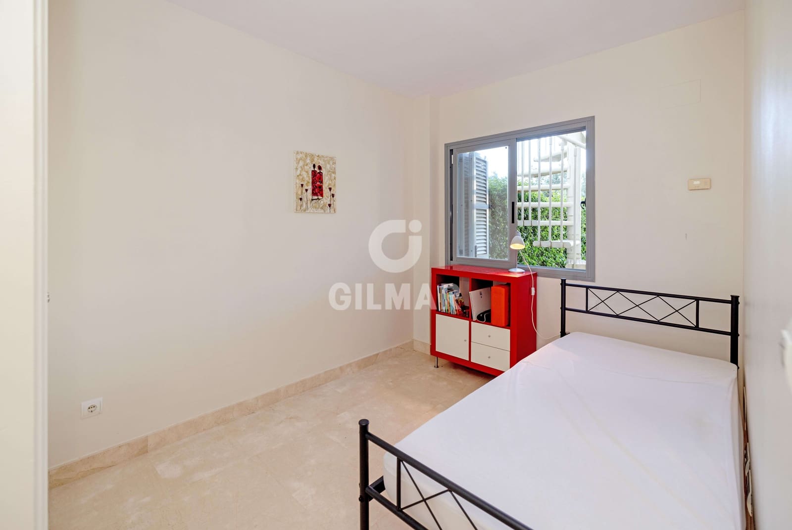 3 soveværelse Rækkehus til salg i Artola med swimmingpool garage - € 495.000 (Ref: 9402679)