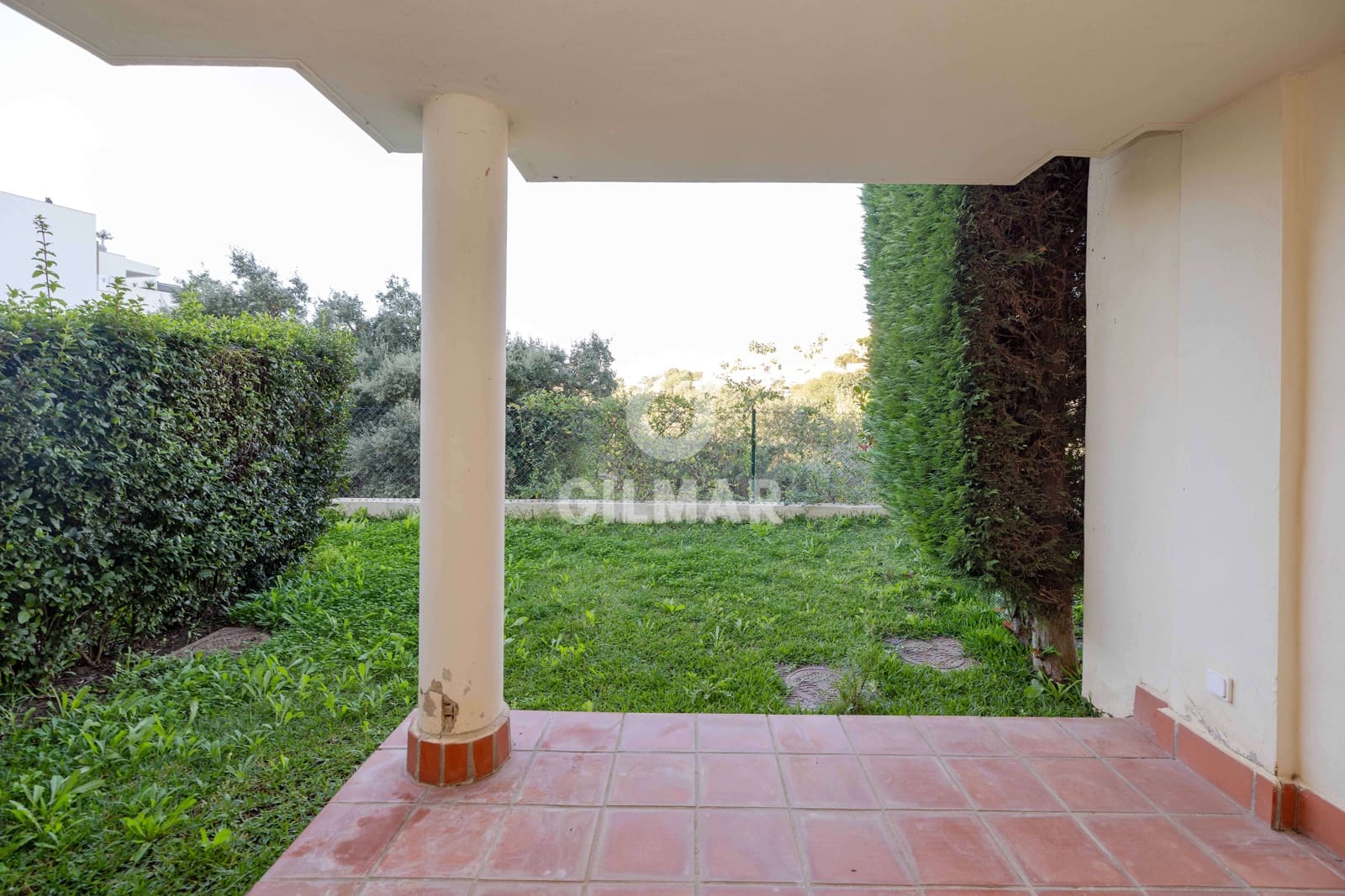 3 soveværelse Rækkehus til salg i Artola med swimmingpool garage - € 495.000 (Ref: 9402679)