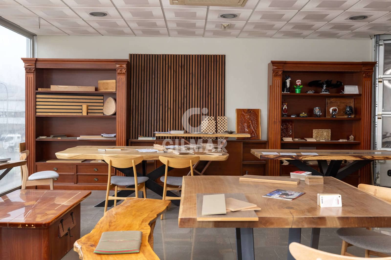 Kommersiell til salgs i Estepona - € 840 000 (Ref: 9402794)