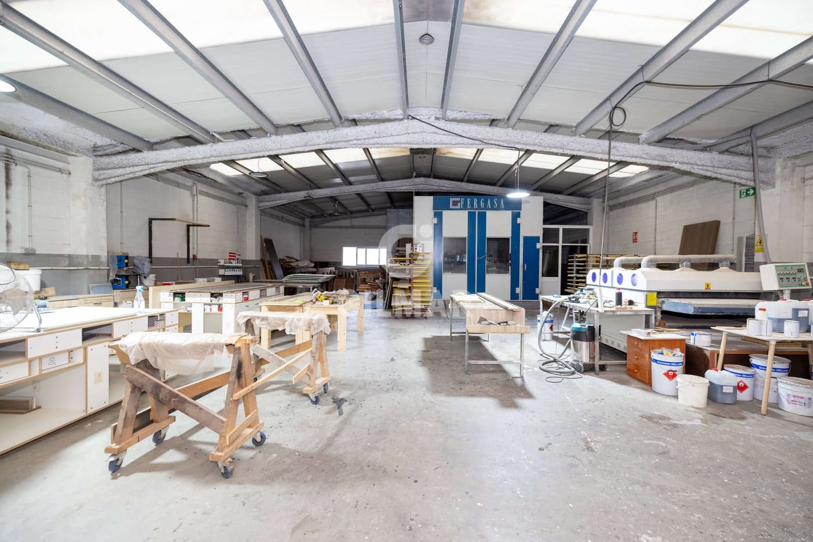 Kommersiell til salgs i Estepona - € 840 000 (Ref: 9402794)