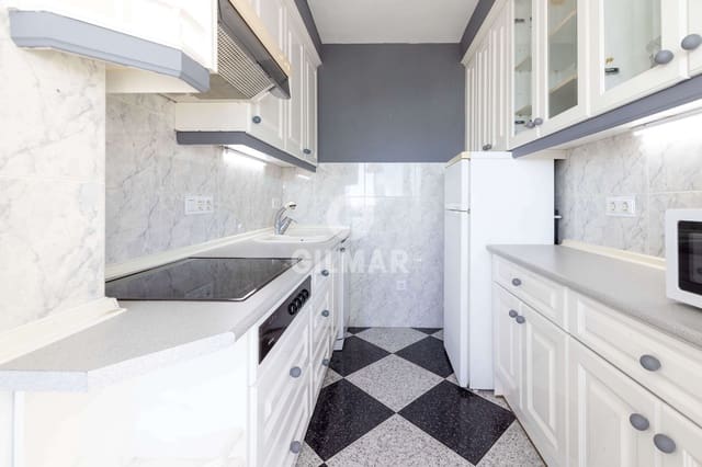 Studio te koop in Las Chapas, Marbella - € 225.000 (Ref: 9404732)