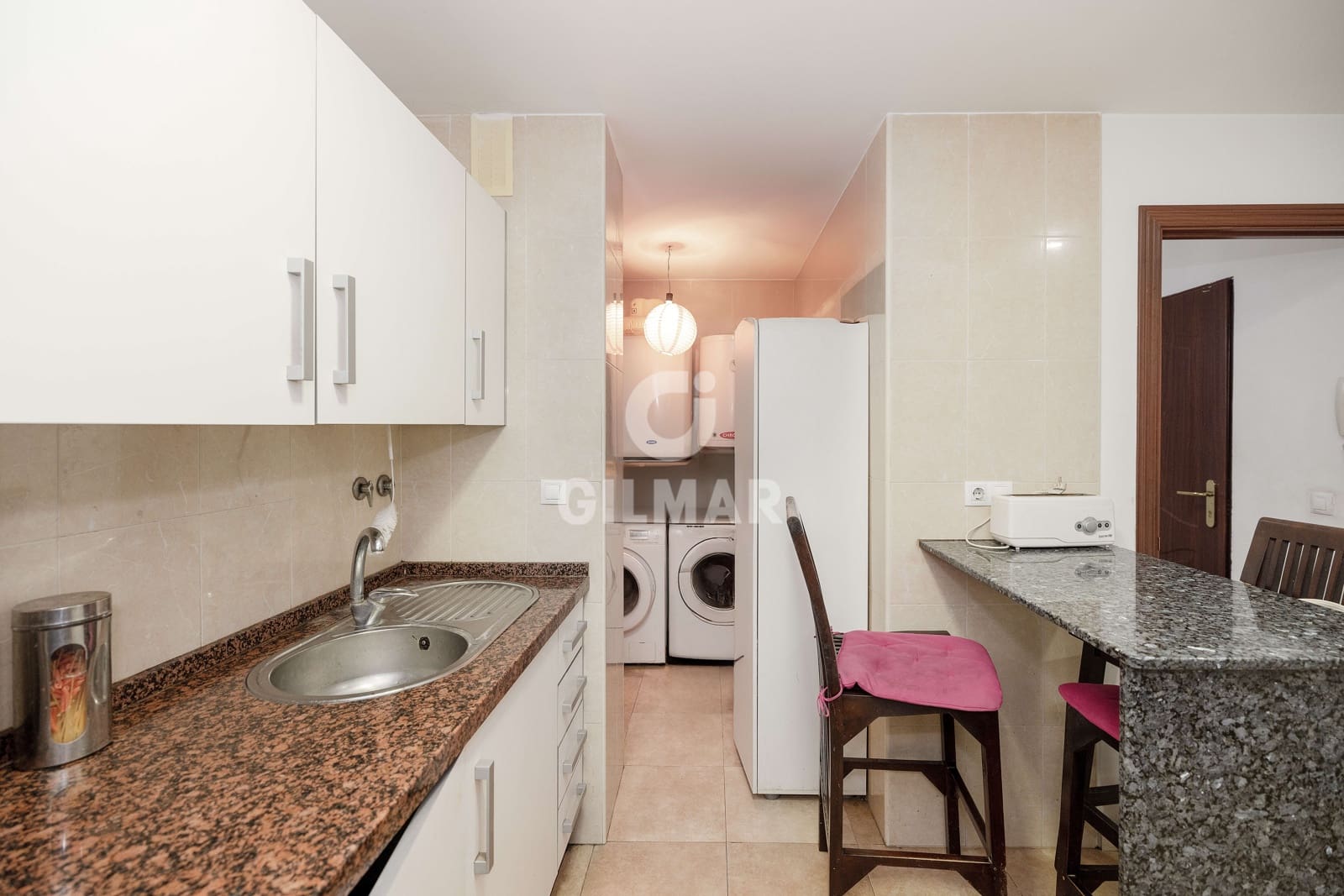 Ático de 3 habitaciones en Estepona en venta con piscina garaje - 425.000 € (Ref: 9409682)