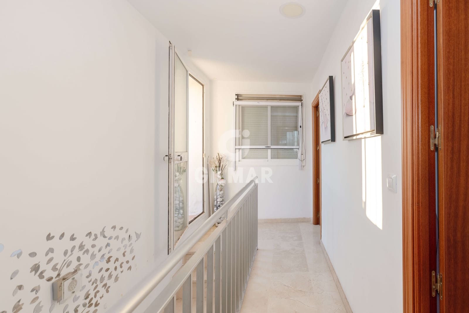 Ático de 3 habitaciones en Estepona en venta con piscina garaje - 425.000 € (Ref: 9409682)