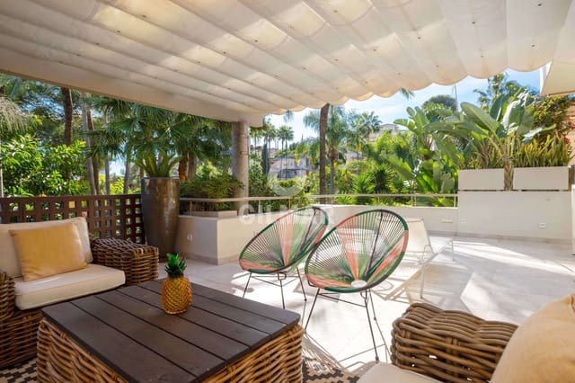 2 sovrum Lägenhet till salu i Río Real, Marbella med pool garage - 860 000 € (Ref: 9412744)