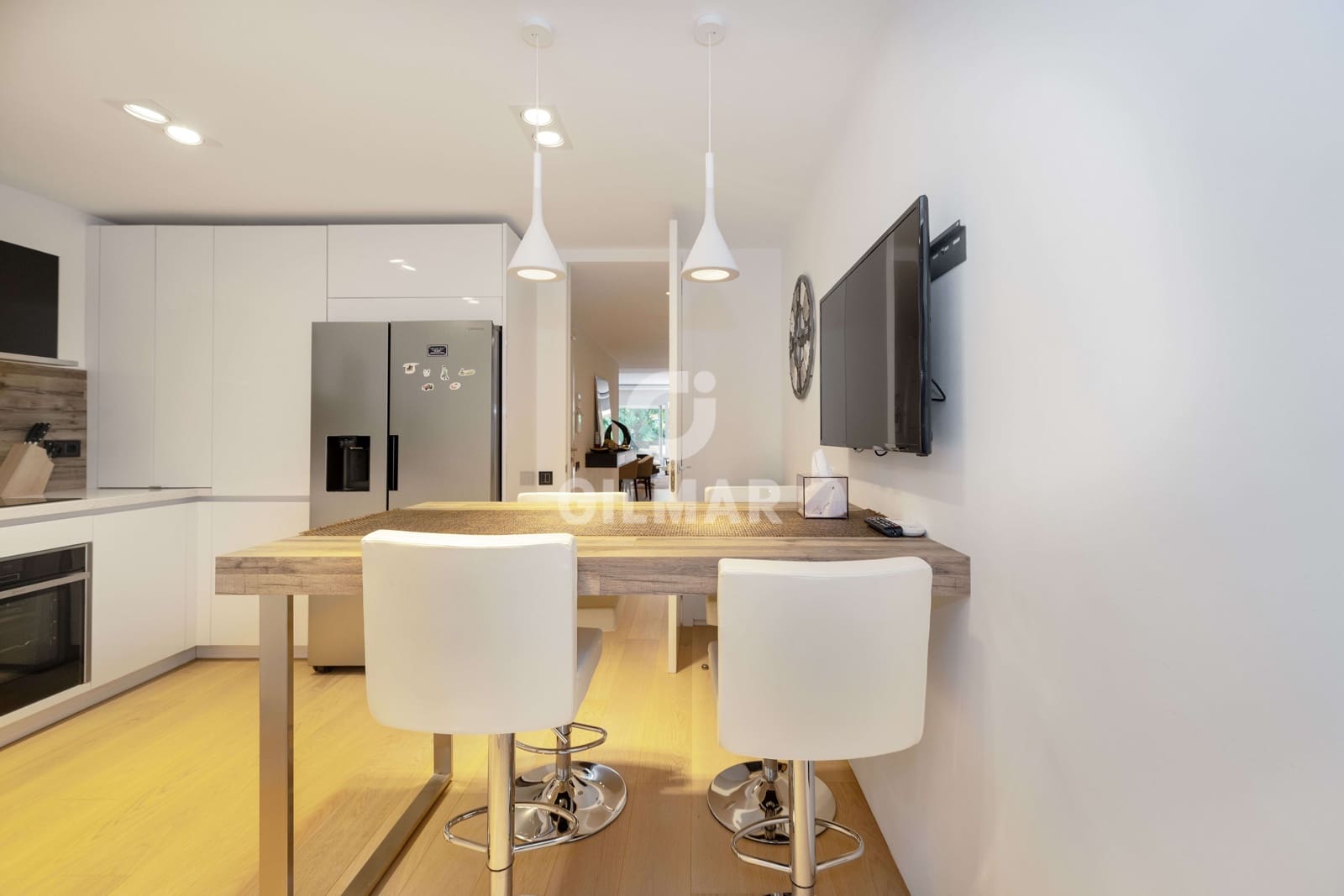 2 bedroom Flat for sale in Rio Real with pool garage - € 860,000 (Ref: 9412744)