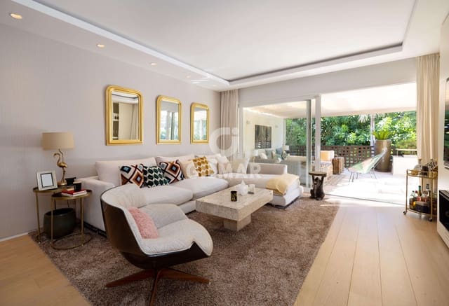 2 sovrum Lägenhet till salu i Río Real, Marbella med pool garage - 860 000 € (Ref: 9412744)