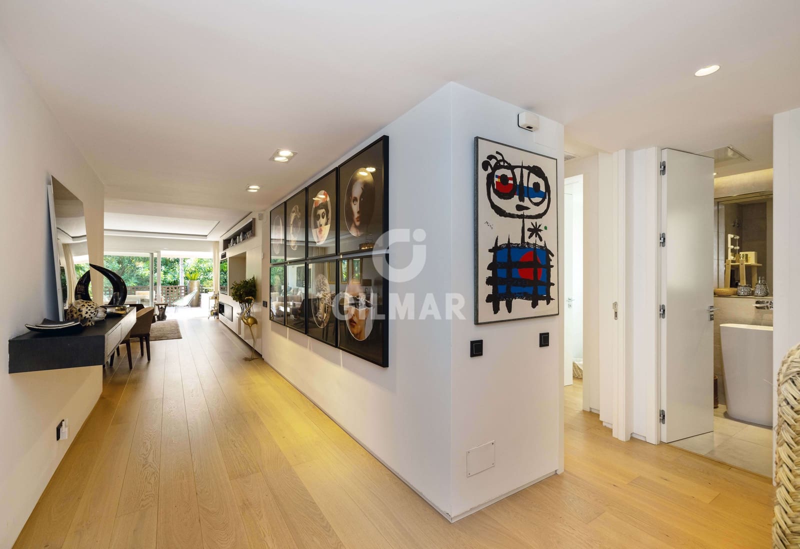 2 bedroom Flat for sale in Rio Real with pool garage - € 860,000 (Ref: 9412744)