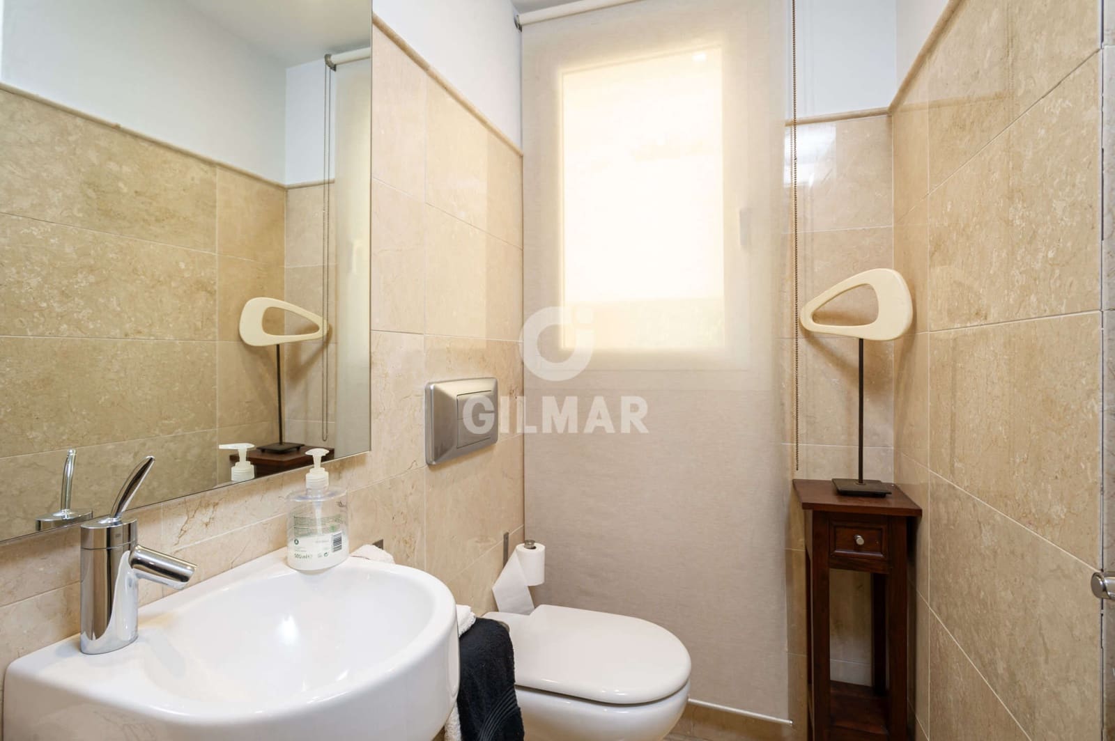 3 bedroom Flat for sale in Rio Real with pool garage - € 699,000 (Ref: 9412849)