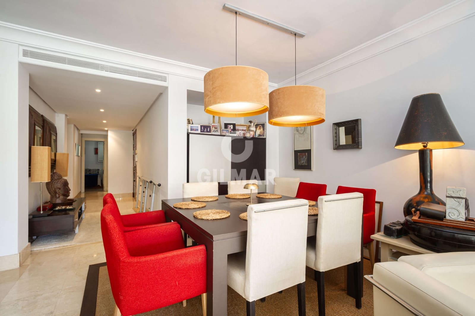 3 bedroom Flat for sale in Rio Real with pool garage - € 699,000 (Ref: 9412849)