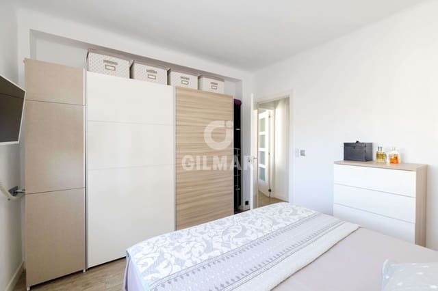 3 chambre Appartement à vendre à Arroyo del Cuarto, Malaga ville avec garage - 345 000 € (Ref: 9412850)