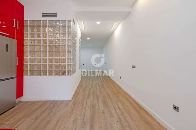 1 bedroom Studio for sale in Monte de Gibralfaro, Málaga city - € 199,000 (Ref: 9412851)