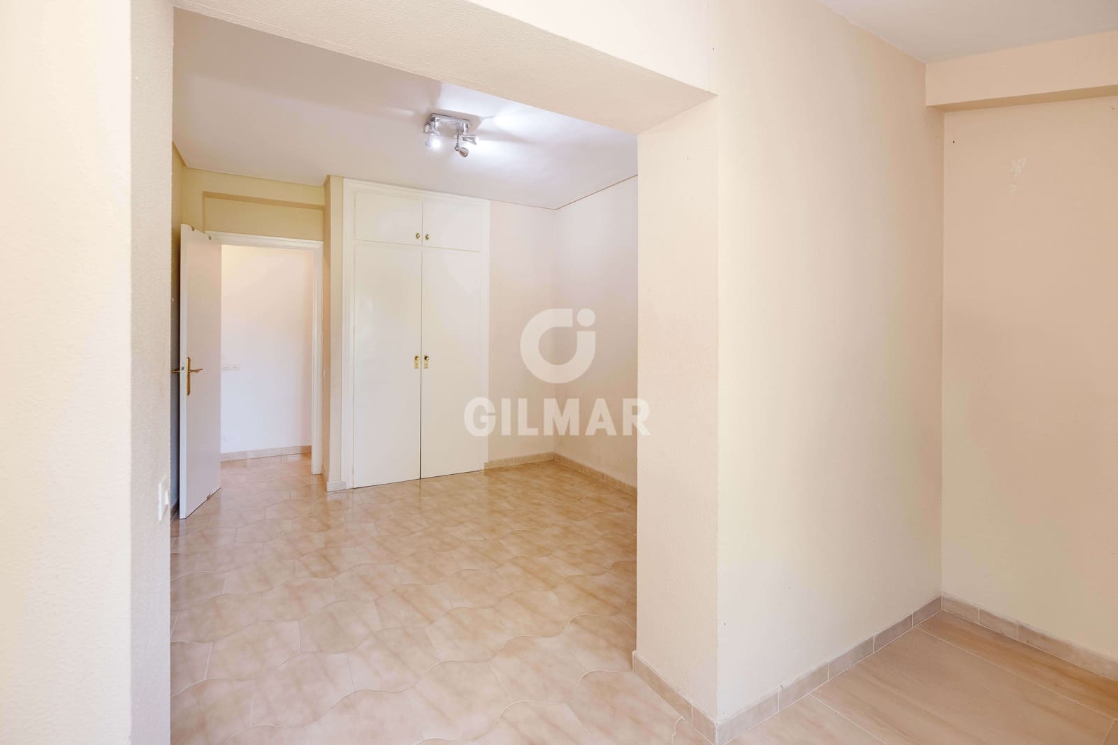 6 chambre Villa/Maison à vendre à Malaga ville avec garage - 890 000 € (Ref: 9412852)