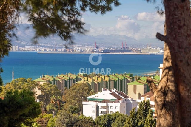 6 chambre Villa/Maison à vendre à El Candado, Malaga ville avec garage - 890 000 € (Ref: 9412852)