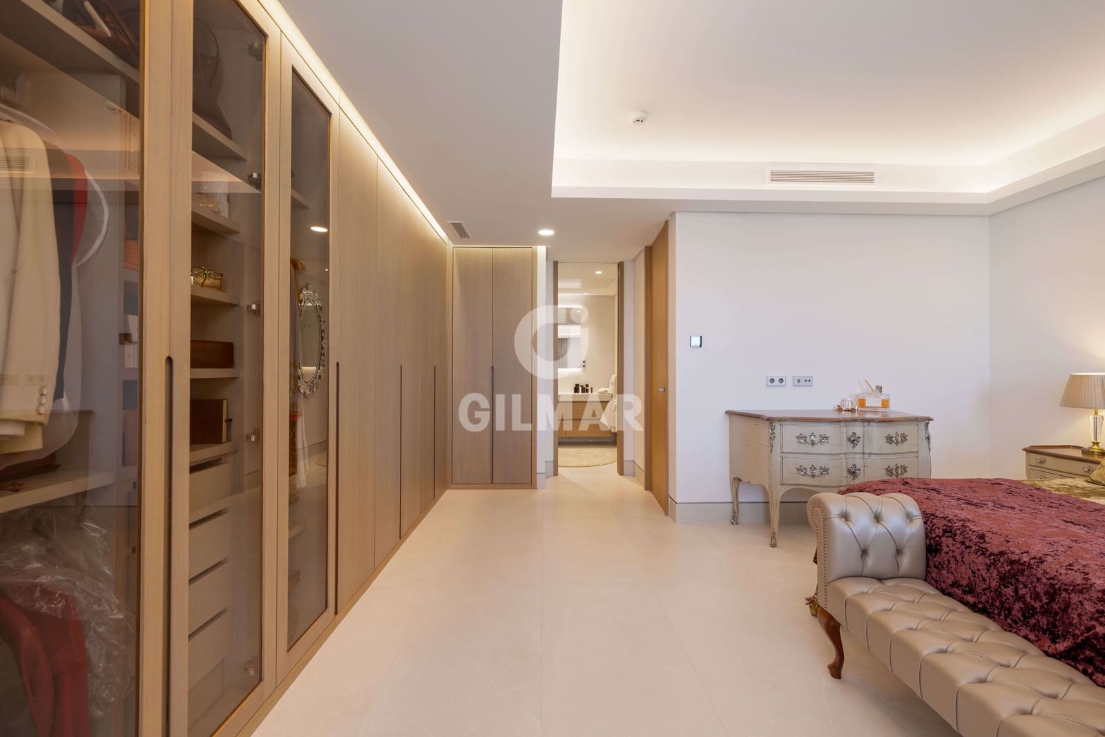 3 slaapkamer Flat te koop in Malaga stad met zwembad garage - € 2.100.000 (Ref: 9412854)