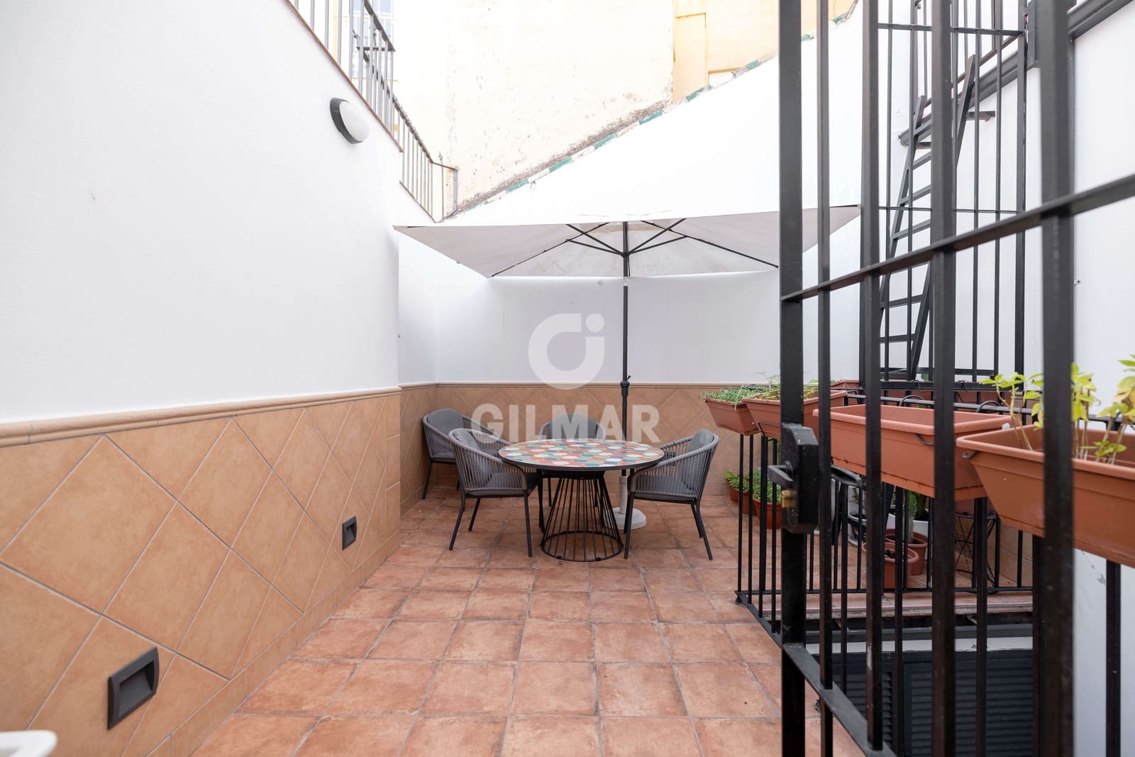 4 soverom Villa til salgs i Malaga by med garasje - € 670 000 (Ref: 9412855)