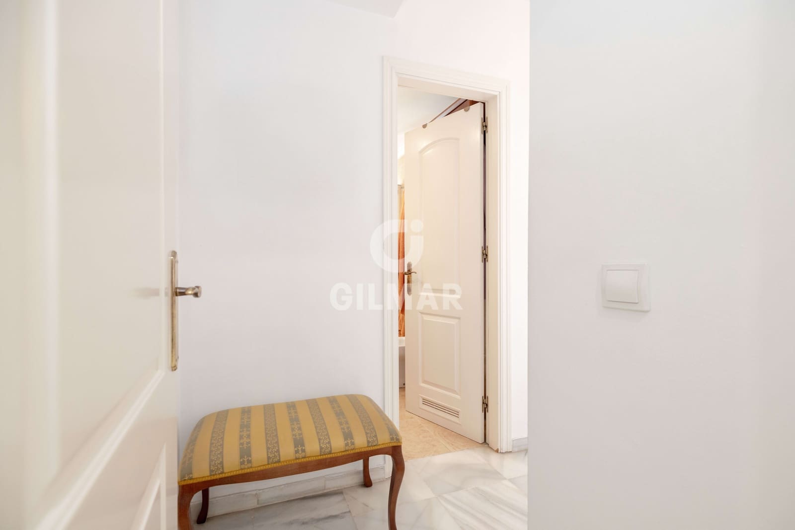 4 slaapkamer Flat te koop in Malaga stad met zwembad garage - € 1.990.000 (Ref: 9412857)