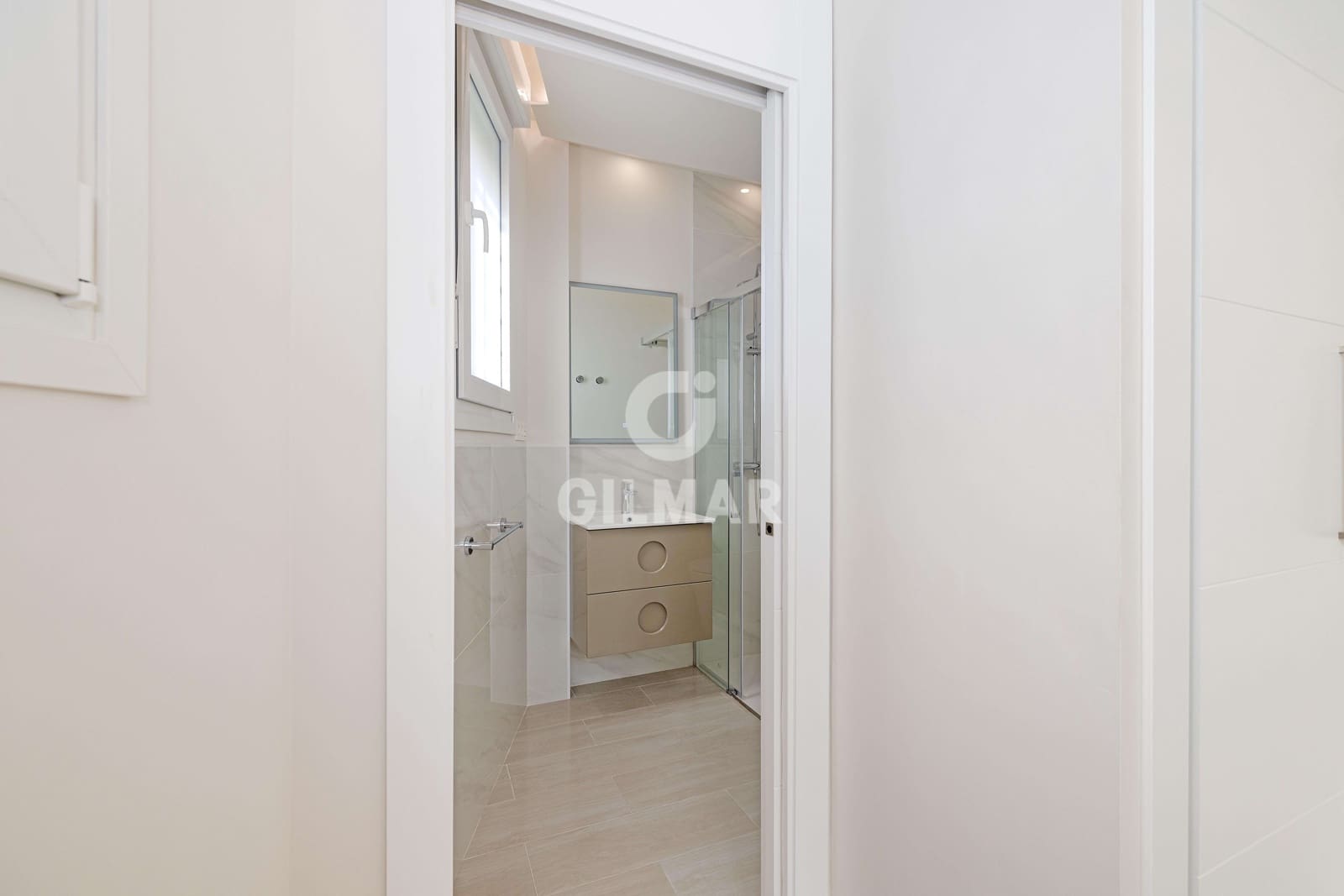 3 slaapkamer Flat te koop in Malaga stad - € 283.000 (Ref: 9413003)