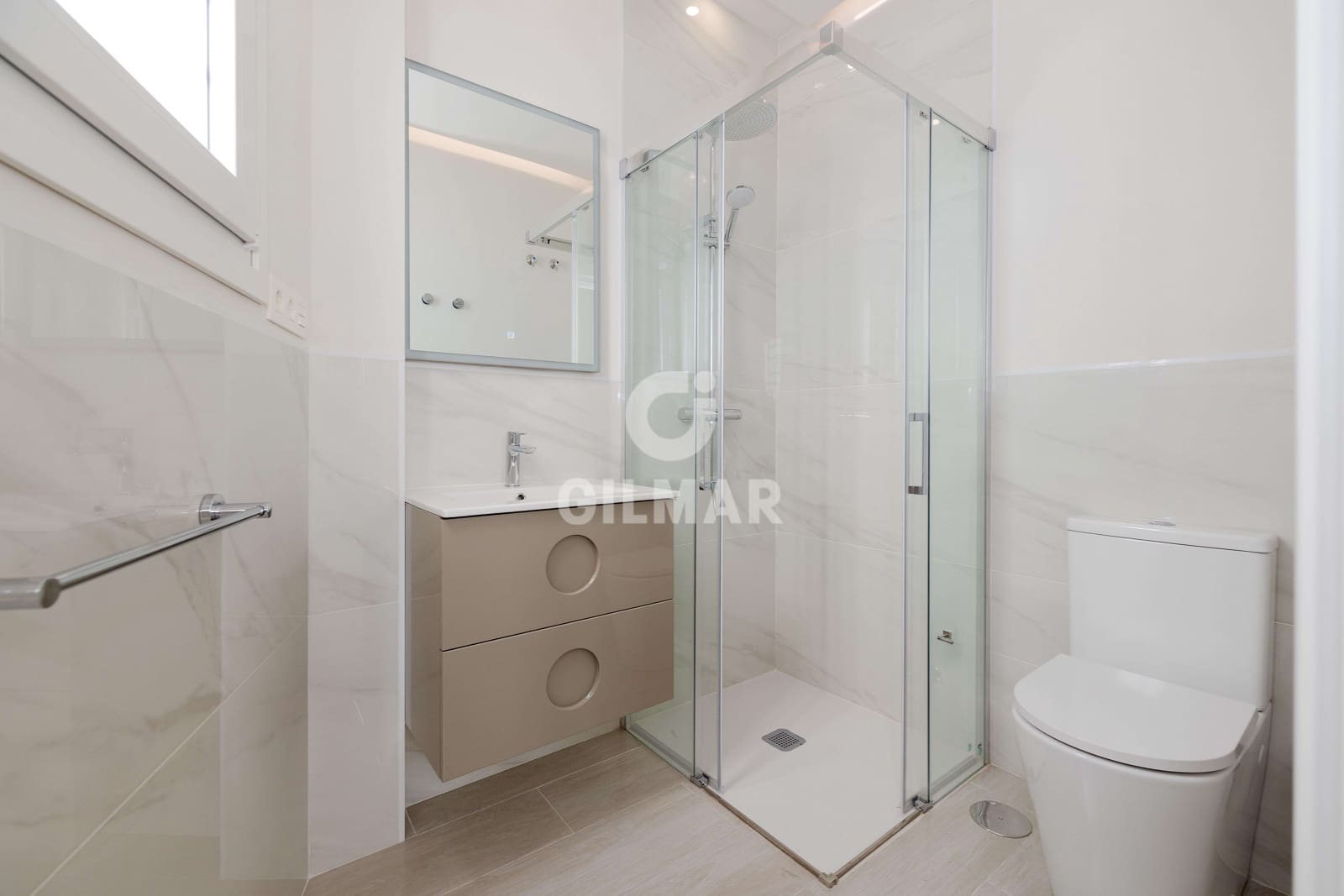 3 slaapkamer Flat te koop in Malaga stad - € 283.000 (Ref: 9413003)