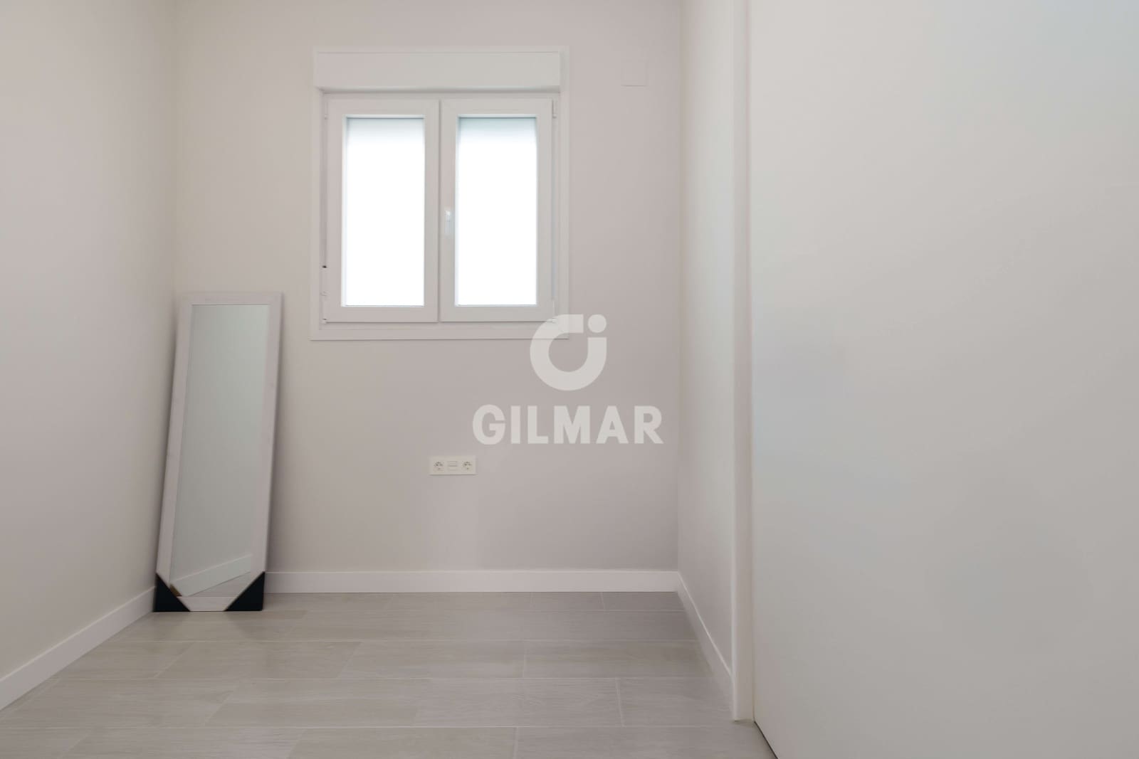 3 slaapkamer Flat te koop in Malaga stad - € 283.000 (Ref: 9413003)