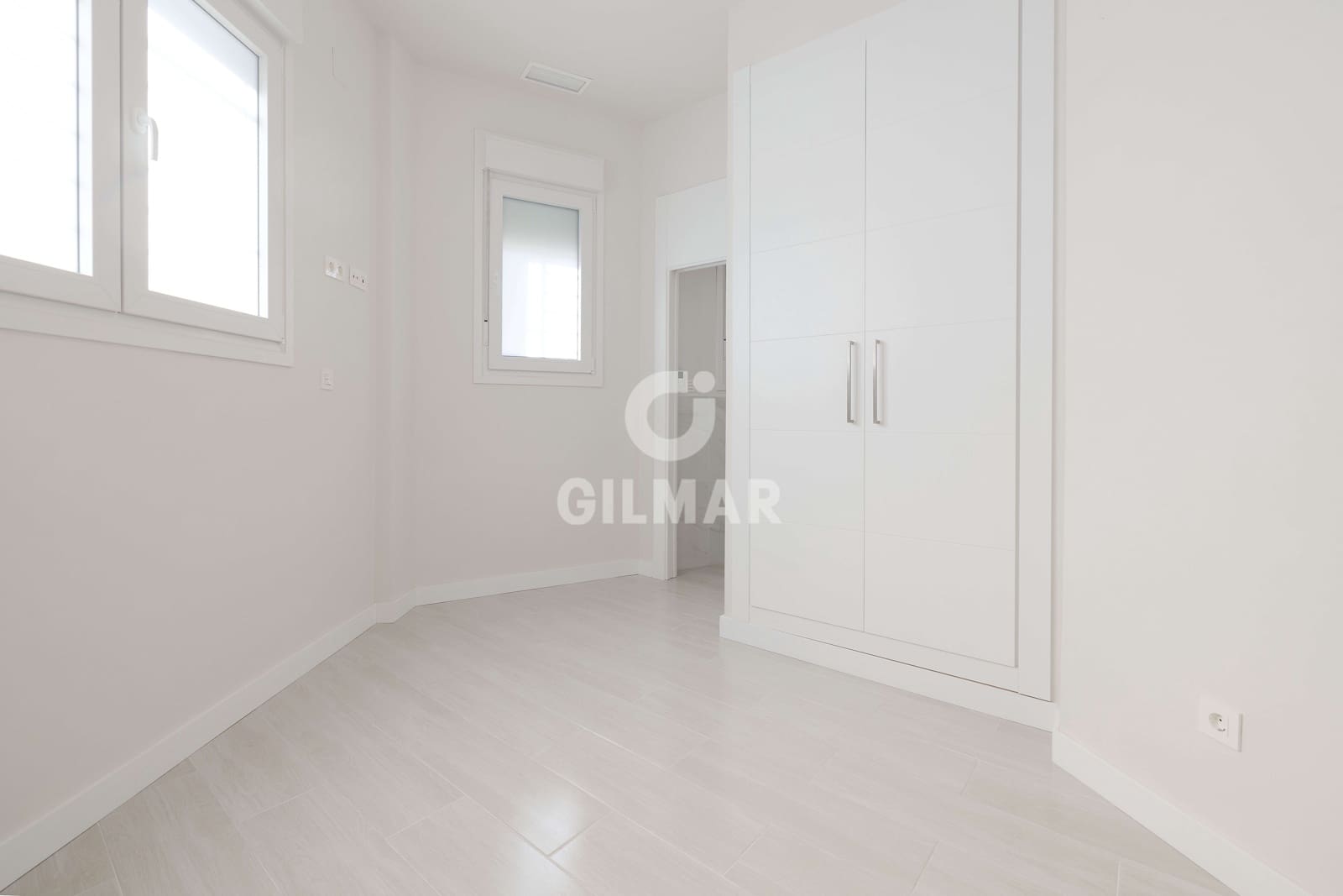 3 slaapkamer Flat te koop in Malaga stad - € 283.000 (Ref: 9413003)