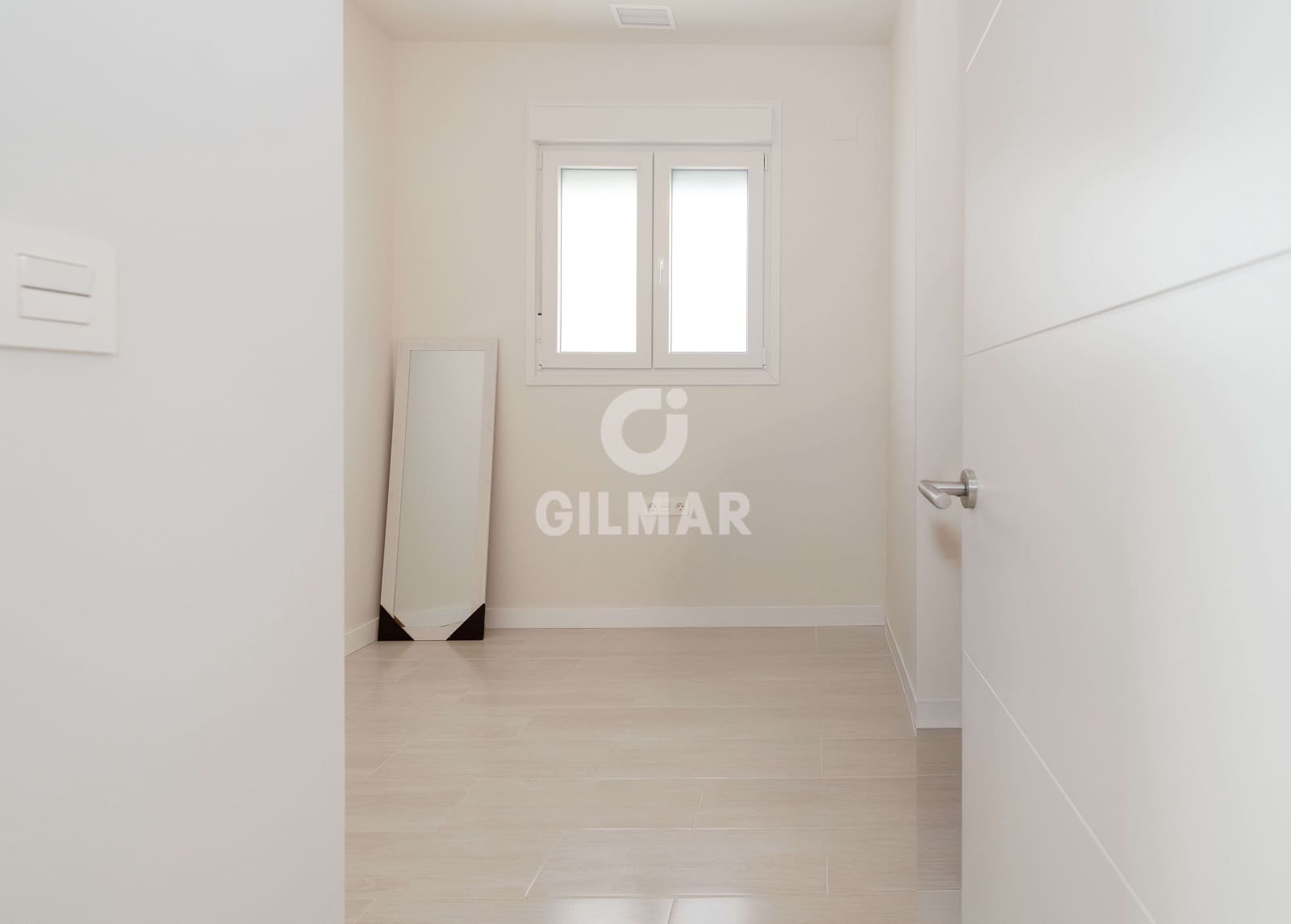 3 slaapkamer Flat te koop in Malaga stad - € 283.000 (Ref: 9413003)