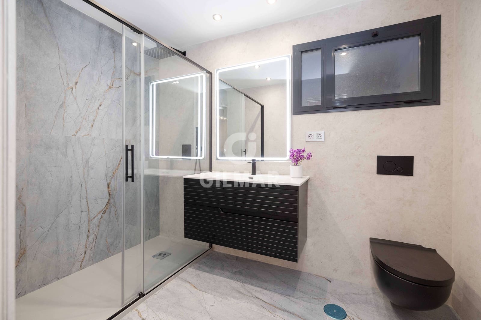 3 bedroom Flat for sale in Malaga city with garage - € 830,000 (Ref: 9413004)