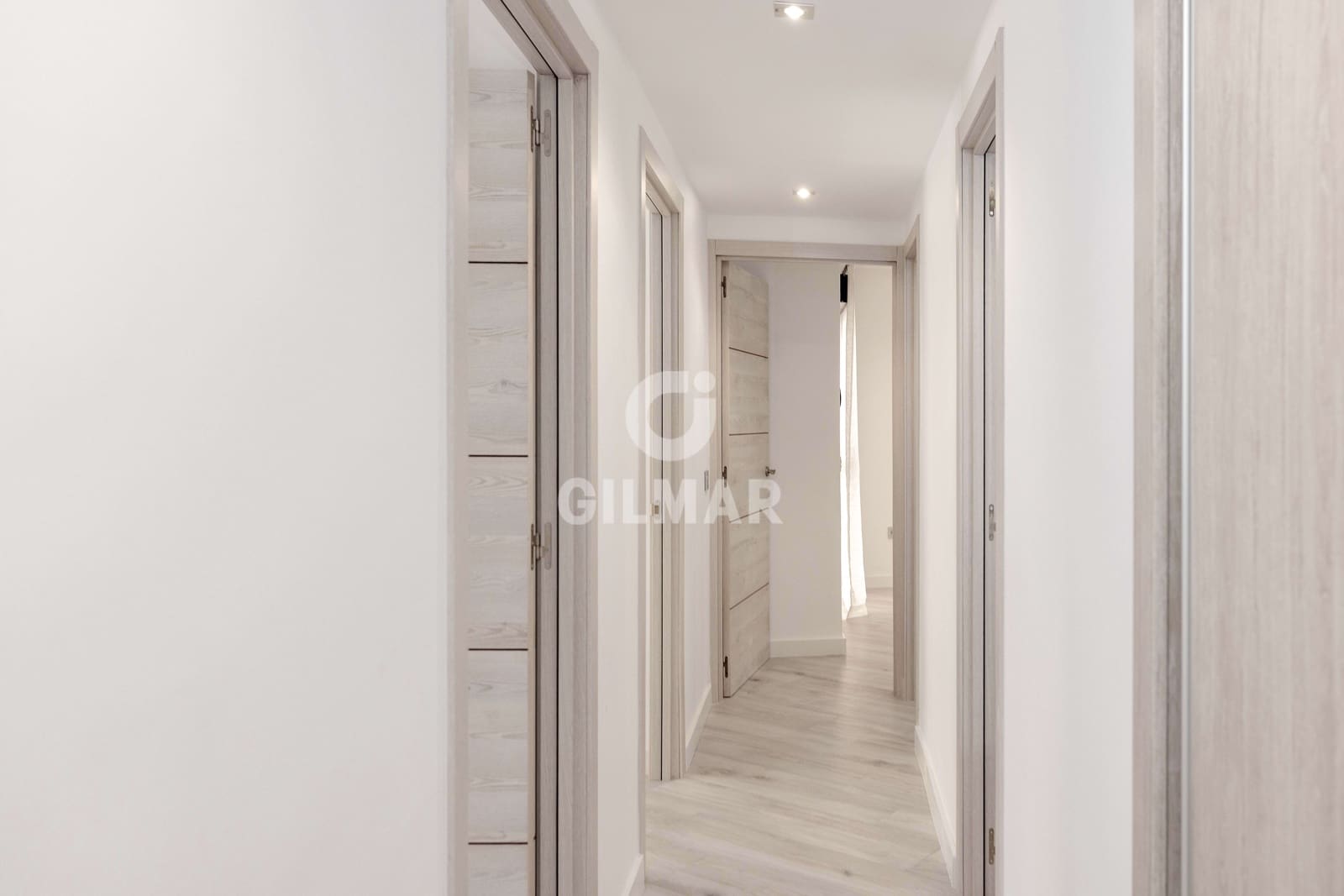 3 bedroom Flat for sale in Malaga city with garage - € 830,000 (Ref: 9413004)