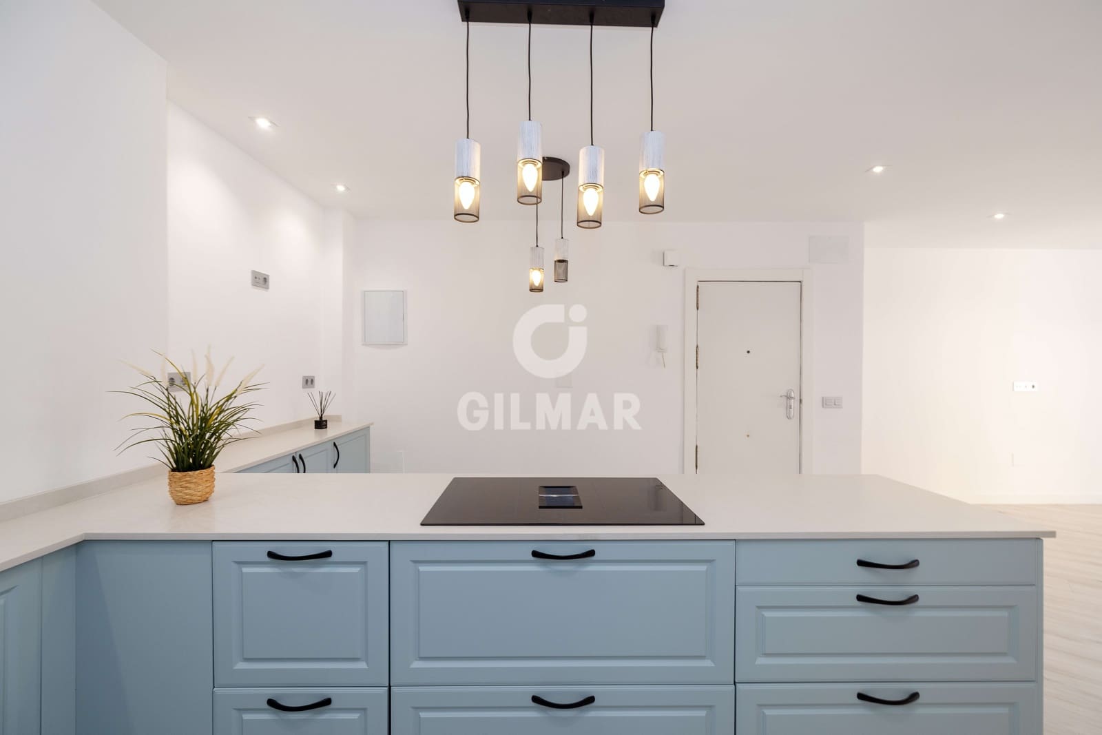 3 bedroom Flat for sale in Malaga city with garage - € 830,000 (Ref: 9413004)