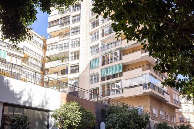 3 sypialnia Mieszkanie na sprzedaż w La Malagueta, Miasto Málaga z garażem - 830 000 € (Ref: 9413004)