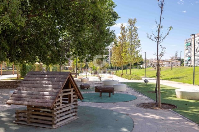 2 soveværelse Lejlighed til salg i El Molinillo, Málaga by med swimmingpool garage - € 449.000 (Ref: 9414820)