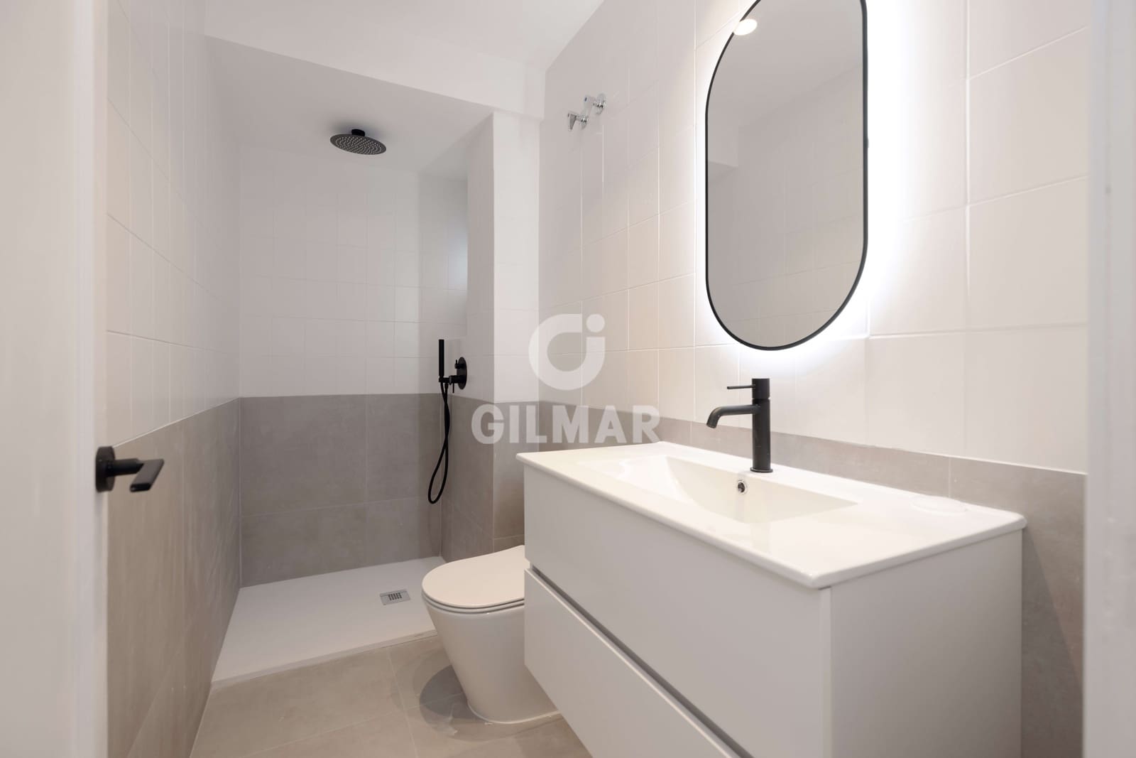 3 slaapkamer Flat te koop in Malaga stad - € 290.000 (Ref: 9414823)