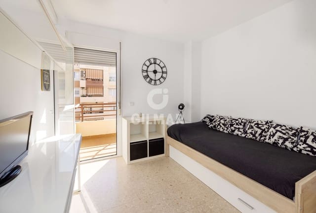 3 soveværelse Lejlighed til salg i Las Morillas, Málaga by med swimmingpool garage - € 575.000 (Ref: 9414824)