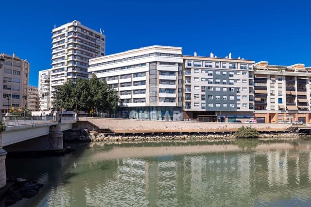 1 soveværelse Lejlighed til salg i Perchel Sur, Málaga by med garage - € 320.000 (Ref: 9414825)