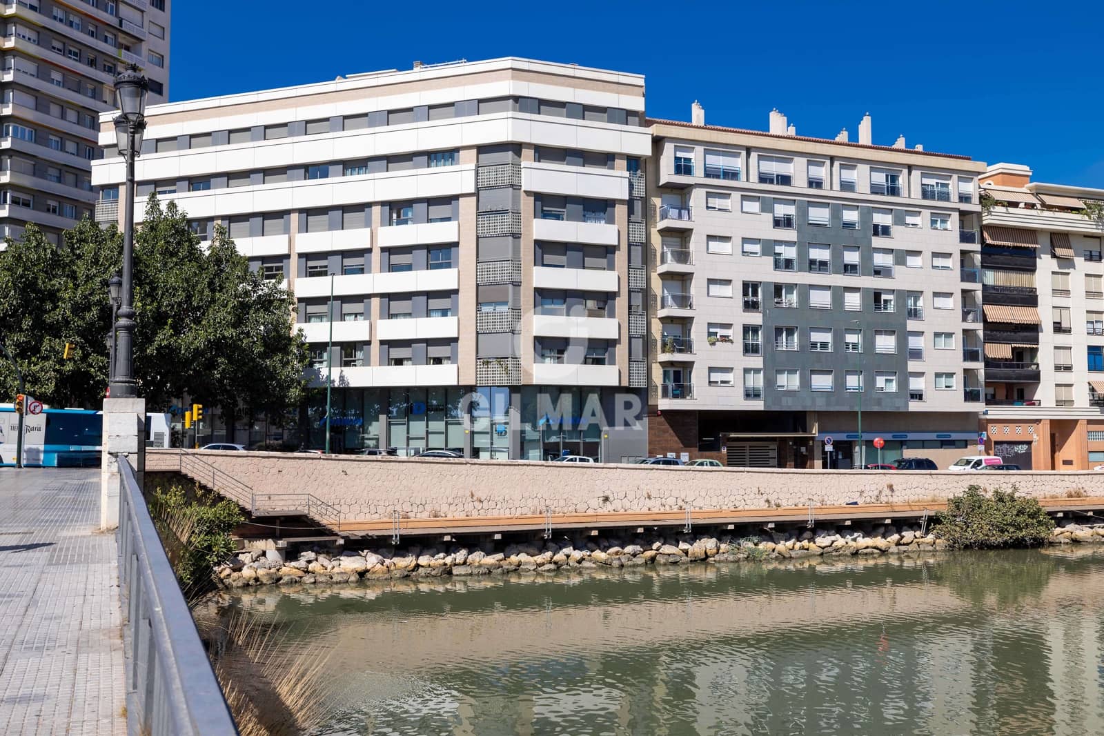 1 soveværelse Lejlighed til salg i Malaga by med garage - € 320.000 (Ref: 9414825)