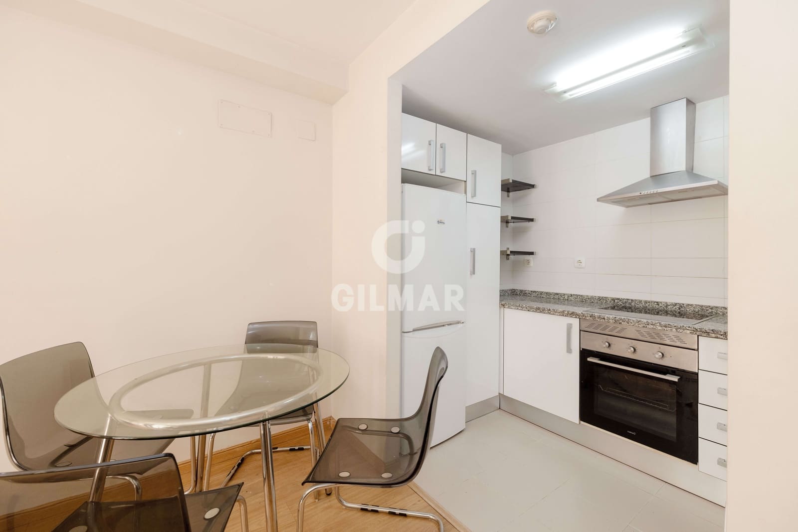 1 soveværelse Lejlighed til salg i Malaga by med garage - € 320.000 (Ref: 9414825)